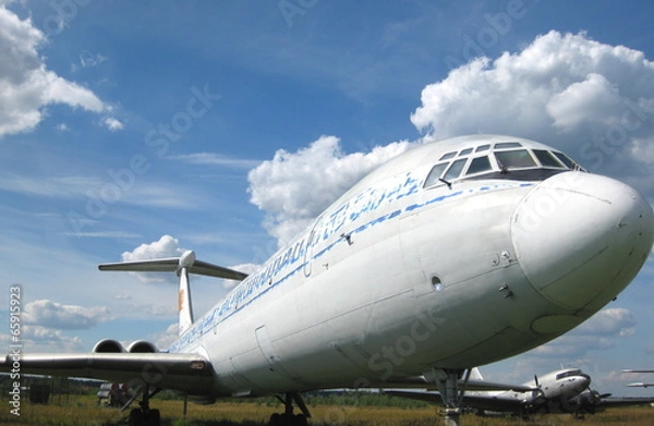 Obraz Самолет в Монино на фоне синего неба