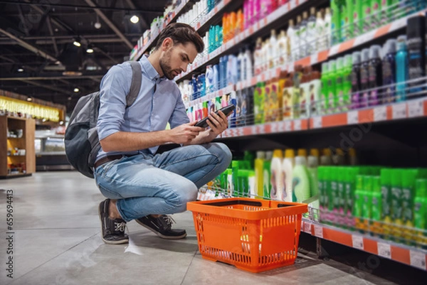 Obraz Man at the supermarket
