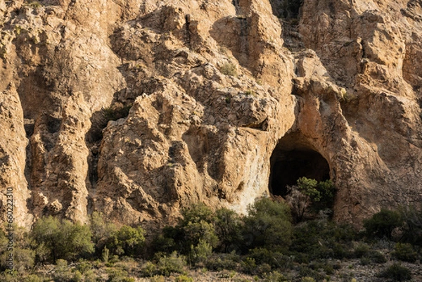 Fototapeta Small Cave On The Edge Of Blue Creek Trail In Big Bend