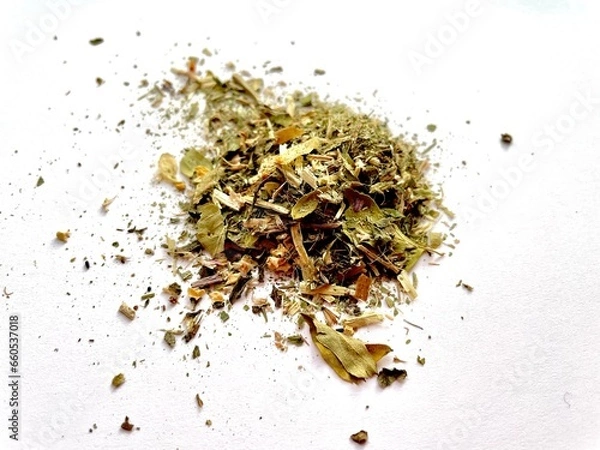 Obraz tea leaves on white background