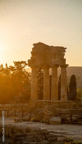 Obraz Ruins in Temple Valley
