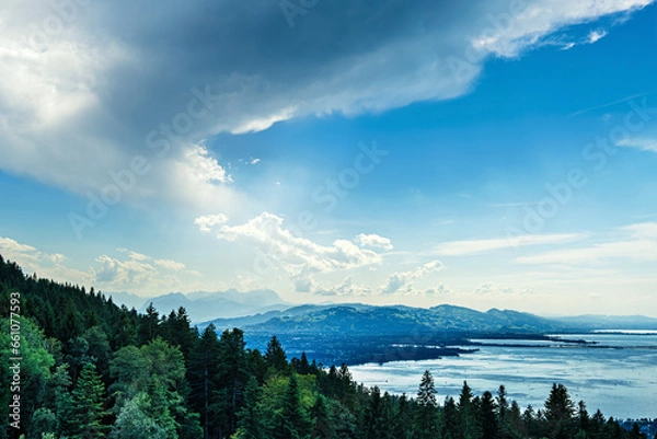 Obraz Der Bodensee unter einer dunklen Regenwolke