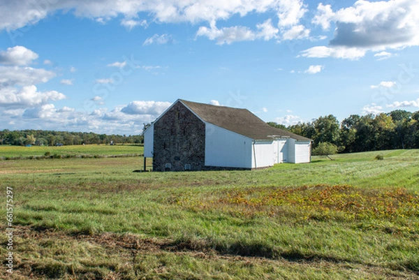 Obraz barn in the field