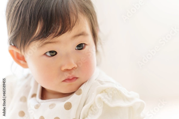 Fototapeta 赤ちゃんの顔　ポートレート