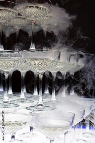 Obraz glasses on the table