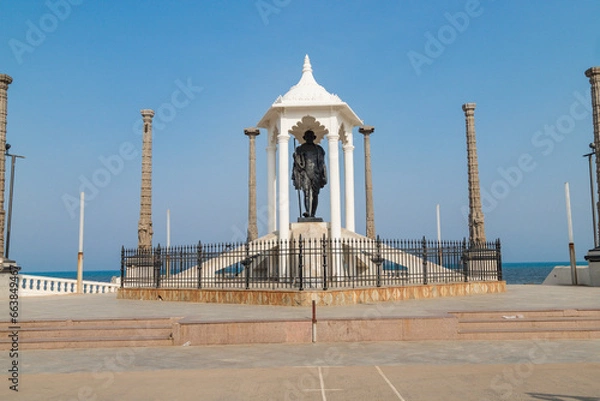 Fototapeta Mahatma gandhi Statue in India in the Union territory of Pondicherry