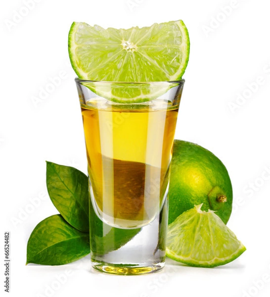 Obraz Złota Tequila zastrzelona wapno na białym