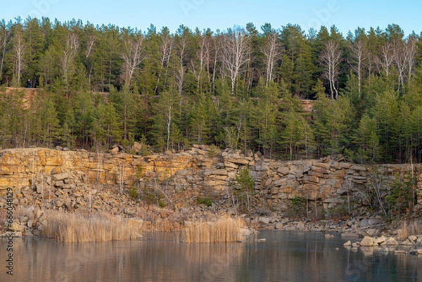 Obraz Изумрудный карьер