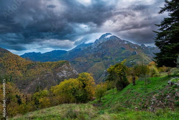 Obraz Mountain view in autumn