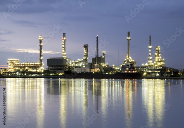 Obraz refinery