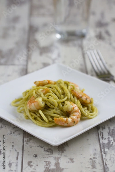 Obraz Spaghetti mit Garnelen und Pesto