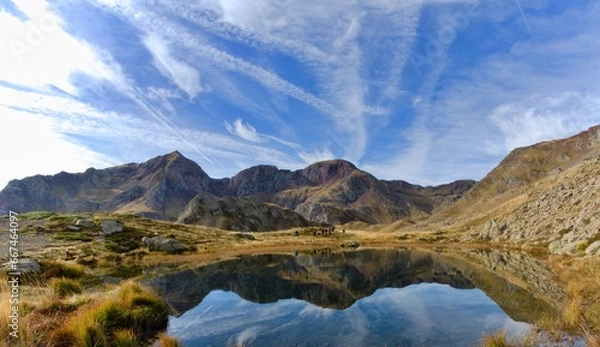 Fototapeta lake in the mountains