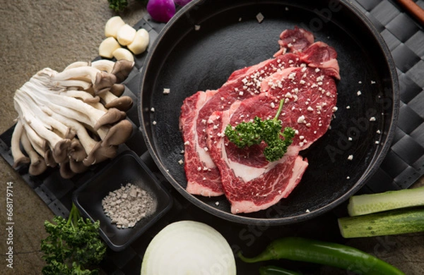 Obraz Grilled Korean Beef Sirloin, 등심구이, 꽃등심