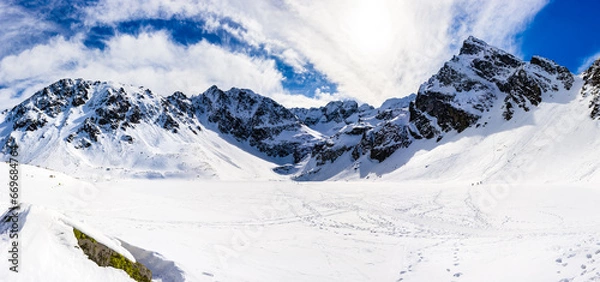 Obraz snow covered mountains in winter