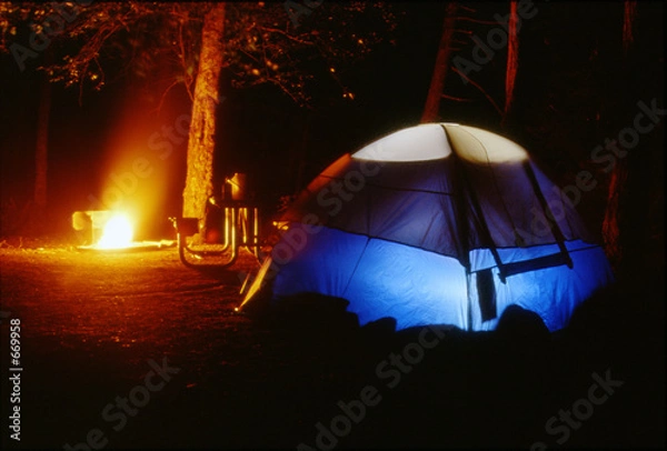 Obraz namiot kemping w nocy