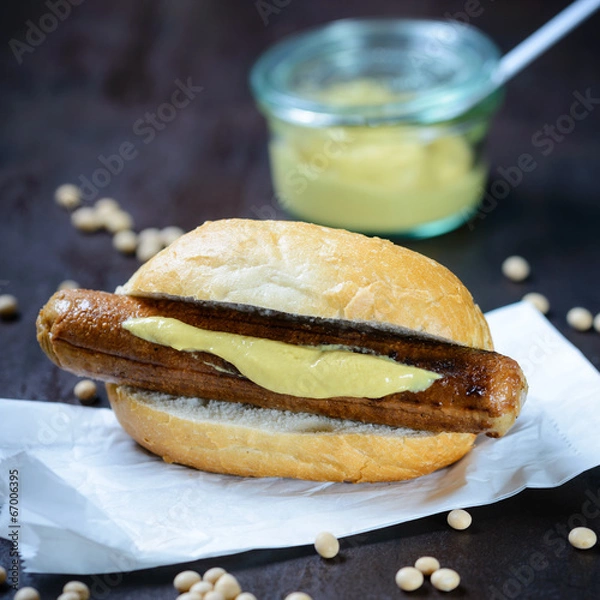 Obraz Vegane Bratwurst mit Senf