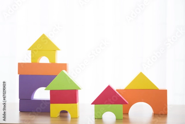 Fototapeta カラフルな積み木のブロック　幼稚園や保育園、幼児教育などのイメージ