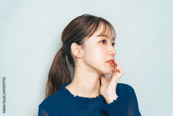 Fototapeta 女性の美容イメージ　スキンケア　コスメ