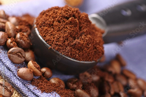 Fototapeta freshly ground coffee