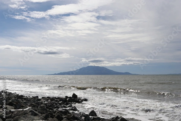 Obraz 雲がかかる利尻島