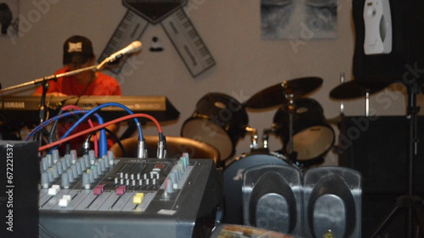 Obraz tools in a professional music studio