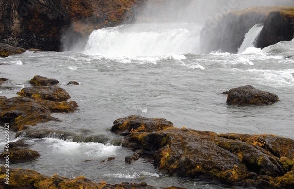 Fototapeta Top of the Goðafoss, (waterfall of the Gods) located in northern Iceland along ring road 1, where the water of the river Skjálfandafljót falls from a height of 12 metres over a width of 30 metres