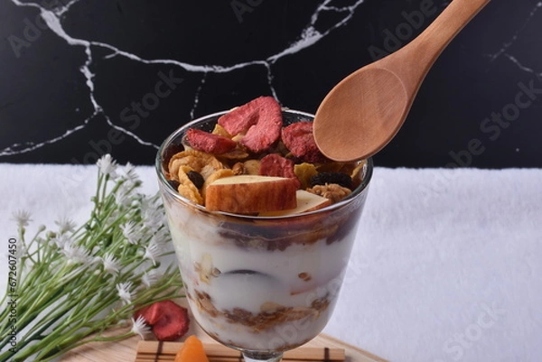 Obraz Yogurt Fruit 6 By Nannapa