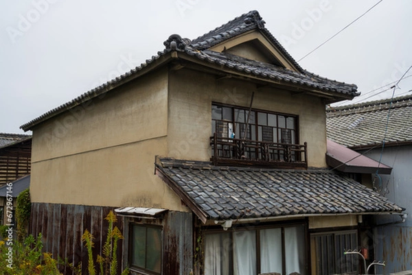 Fototapeta 日本の岡山県矢掛町の古くてとても美しい建物