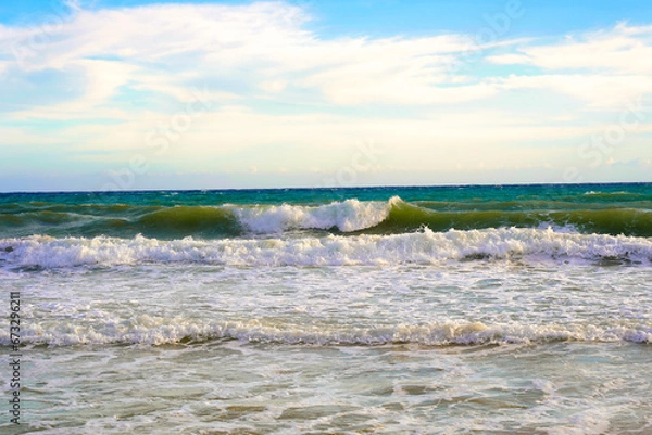 Obraz high waves encroaching onto land