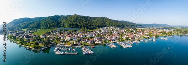 Obraz Luftbild-Panorama vom Bodensee mit der Ortschaft Bodman