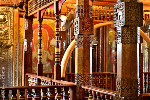 Fototapeta スリランカの古都、キャンディにある仏歯寺内部