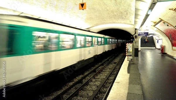 Fototapeta U-Bahn Rausch