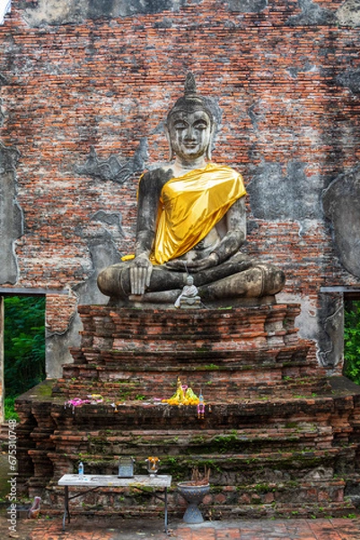 Obraz タイ国アユタヤの遺跡ワット・ボロム・プッターラーム