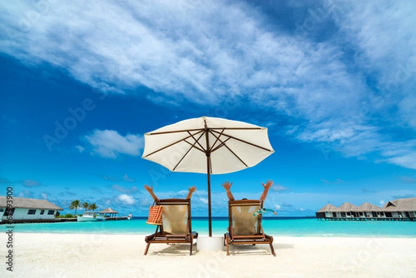Obraz Couple on a tropical beach at Maldives