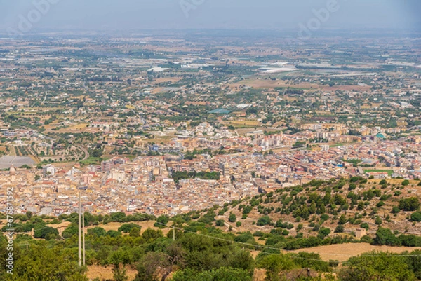 Fototapeta View of Comiso from the Iblei Mountains, Ragusa, Sicily, Italy, Europe