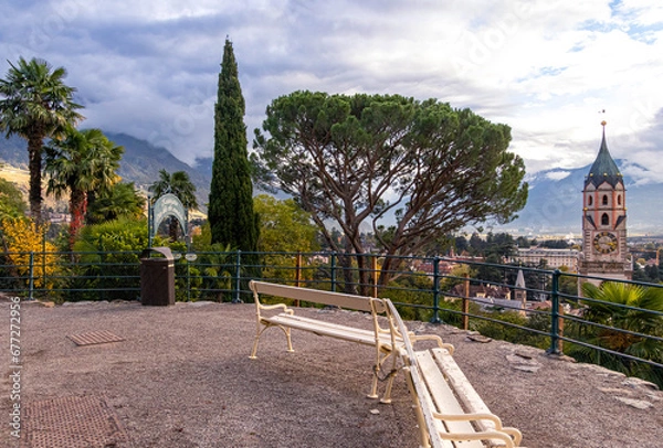 Fototapeta View to Cathedral Saint Nikolaus of Merano, South tyrol, Italy seen from famous hiking trail Tappeinerweg