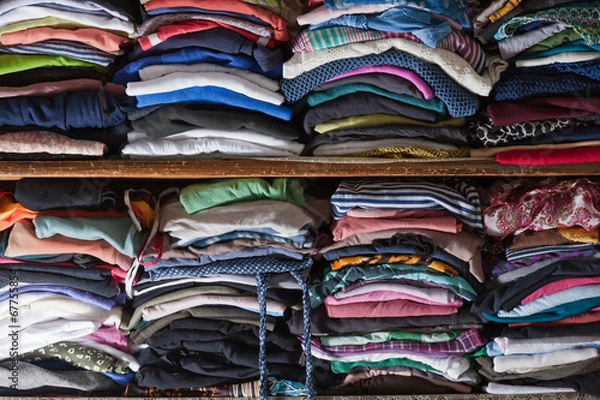 Obraz Voller Kleiderkasten