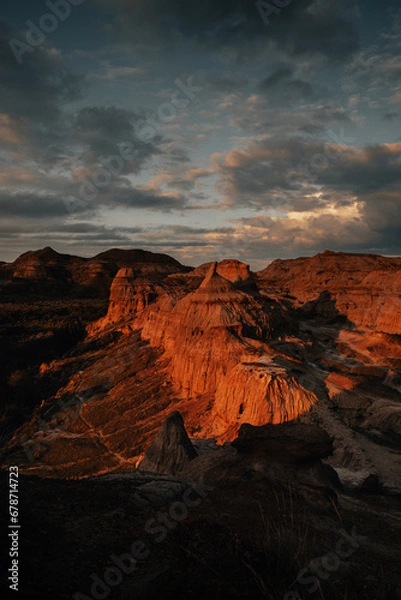 Fototapeta A Canyon's Grandeur in the Golden Hour.