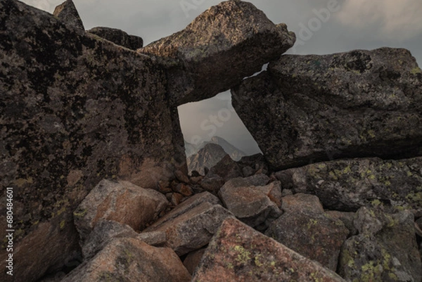 Fototapeta Rock window at the top of Barani Rog in the High Tatras of Slovakia