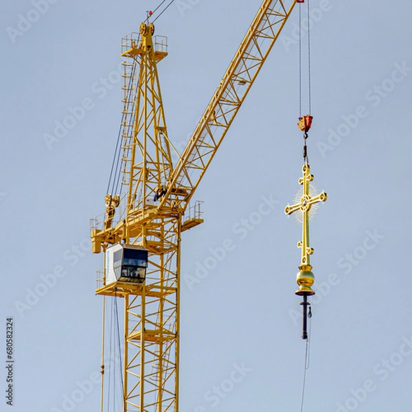 Fototapeta Установка главного креста на Кафедральный собор