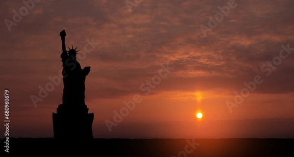 Obraz Statue of Liberty on background of sunset sky. Greeting card for Independence Day. USA celebration.