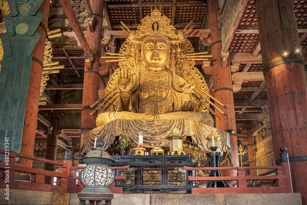 Fototapeta Giant Buddha statue in Nara, Japan.
Golden image of the Great Buddha at Todai Temple.
