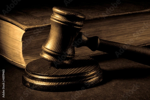 Obraz gavel and book