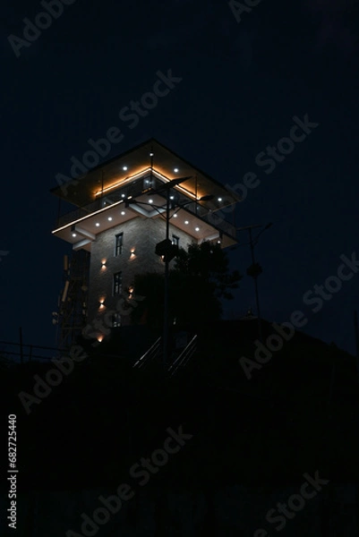 Obraz ネパールのポカラにあるサランコットの丘に建つ展望台