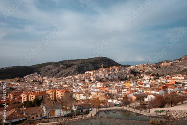 Fototapeta Panoramic view of the city of Cuenca from the viewpoint of the Museum of Paleontology