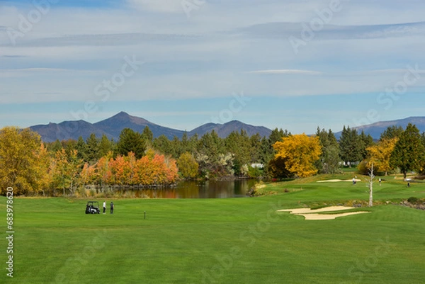 Fototapeta Beautiful and challenging Central Oregon golf course near Redmond and Bend. Rolling terrain with view of Mt. Bachelor and featuring picturesque water hazards. Approximately 180 miles from Portland.