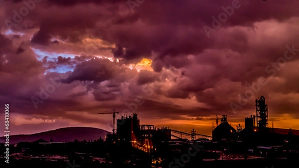 Obraz Dark clouds over Dire Dawa Cement factory