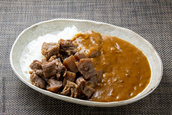 Obraz 牛すじ煮込みカレーライス。
