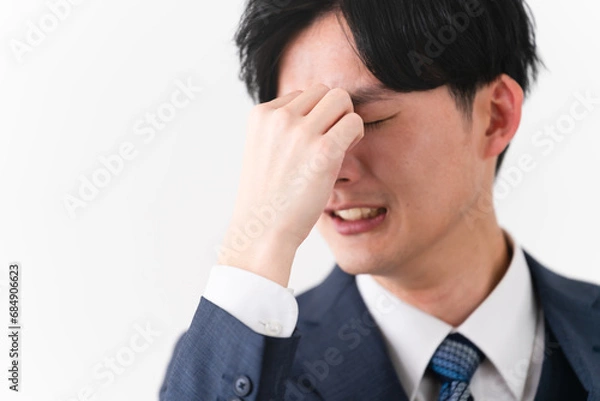 Fototapeta ビジネススーツを着ている若い男性　ビジネスイメージ