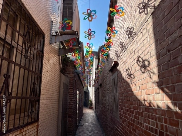 Obraz 田舎の小道と風車の風景